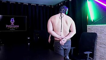 Dominating Facesit Thrills Kali Kalifa's Submissive