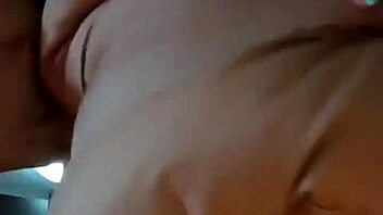 Milfycalla's yoga cameltoe leads to panty-free cumshots