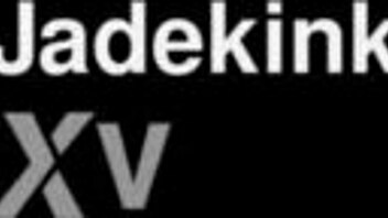 amateur girlfriend's tight asshole stretched for juicy anal creampie in forest