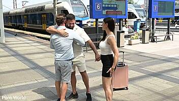 Tattooed Billie Star guzzles cum after brutal DP threesome pounding!