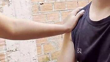 Putita Colombiana Follando En Público Con Semen Goteando Callejero