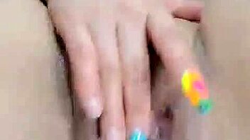 la coneja rabitquicky squirts wild with toy and fingers, blonde tetona machine explodes multiple times