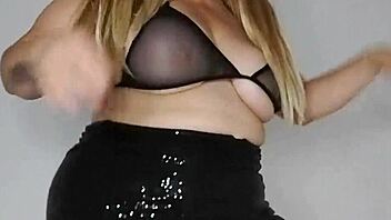 vivi guedez horny ready for big cock?