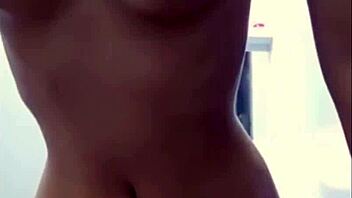 Pretty Myanmar amateur squirts wildly solo in homemade wet pussy play