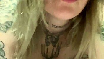 he pounds my tight pussy hard till i squirt everywhere then cums on my ass 💦🍑😍