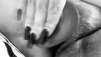 Phat Juicy BBW Pussy Squirting Explosion