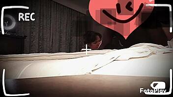 uh snowbunnyqueen27 takes bbc in messy threesome oops