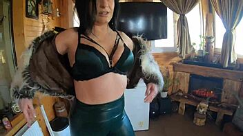 deepthroat cum play camel toe leather fur fetish preview