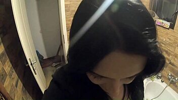 Hairy Pussy Close Up Pissing Fetish