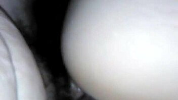 latina gets pounded doggystyle in quick car fuck