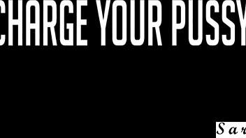 Curvy lesbians fuck roughly with huge asses