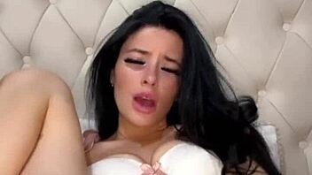 horny american college teen squirts solo on webcam