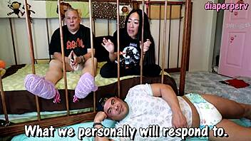 Chatting kinky abdl vibes backstage online 😏🍼🔒