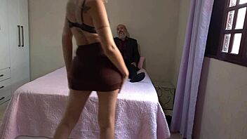 Hot wife strips moans begs husband creampie her pregnant