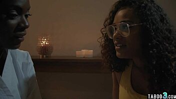 ana foxxx scarlit scandal munch wet ebony pussies 👅💦