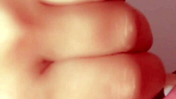 Mommy, want your stepmother's close-up cum in mouth blowjob?