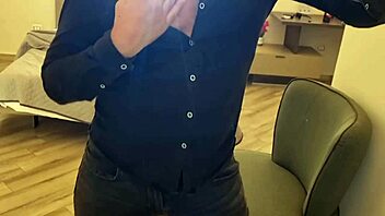 Amazing Italian creampie big dick jerk explosion! 💦🍆