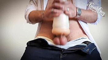 mec français rentre du boulot et te traite de salope