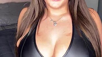 im taking full control of your cock in this curvy british joi 😈💦 part 1