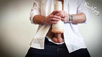 mec français rentre du boulot et te traite de salope