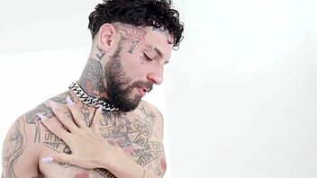 i give tatted tommy my sloppy milf love he luvs it tender