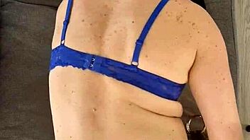 tu aimes mon gros cul de mature? j'suis trop chaude pour toi