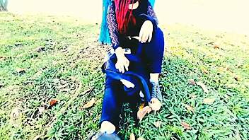 petite latina milf's big ass takes outdoor anal for cash