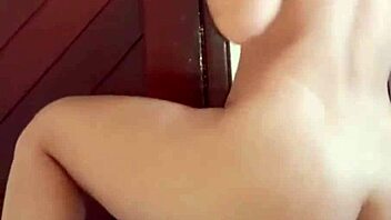 Curly blonde amateur sways hips seductively to funky beats completely bare