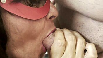 athletic mature slut flashes pussy while cooking then bends for orgasm fuck