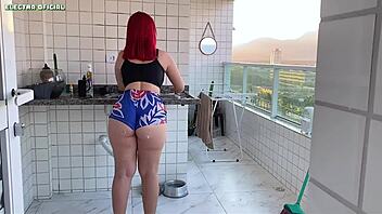contratei essa empregada shorts apertados bunda insana 😍💦