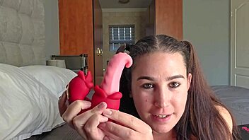 bbw unboxes big clit toys wet pussy vibrator fun