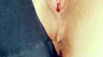 oh im horny brunette milf fingering wet pussy solo