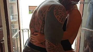 i scream riding rob diesel huge cock with blondie fesser home