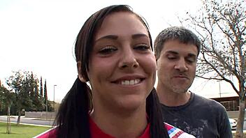 Teen Cheerleader Ivy Winters Fucks Older Guy with Creampie Deepthroat