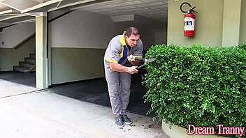 Mariana Lins Feels Ass and Mouth Overflowing!