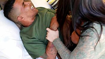 psych student analyzes hung patient with xvideos open 🍆🔥