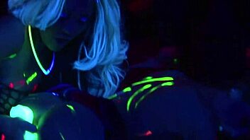 i moan loving lesbian pussy lick toy party