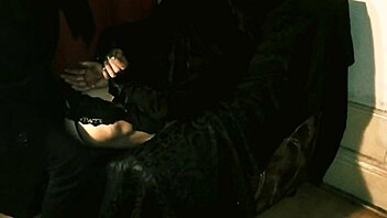 Cio Escarlate hints at rough anal pounding craving