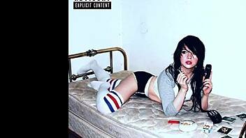 i feel erotic vibes on ayehsa vacation wig