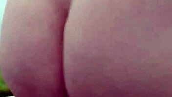 i love flashing my tiny penis outdoors