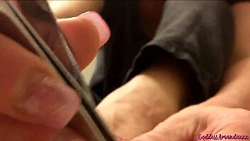 Goddess Amanda gives teasing foot fetish instructions