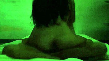 todo el trabajo lo hago yo 😈 mis sentones duros con mi enorme culo en su gran polla 💦🍑