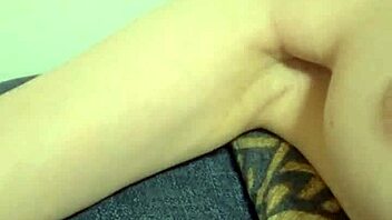 wanna worship my sweaty armpits babe?