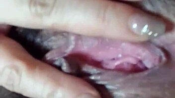 【粉墨人生】Saucy Saleswoman Naked Chats Boss For Promotion