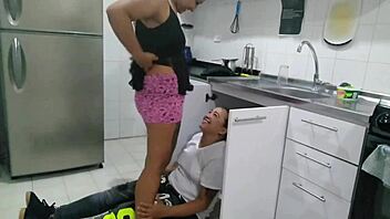 Plumber checks my big ass instead of the pipes, ends up fucking it