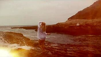 cindy dollar strips red dress and vibes shaved pussy powerfully outdoors