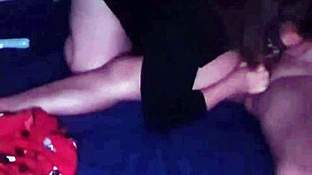 I massage her while jerking off then suck cock deep