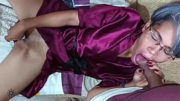 Hot mature housewife kitchen toy fuck cuckold tease