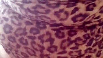 A Mia Moglie Piace Pulire In Mutandine E Farsi Scopare