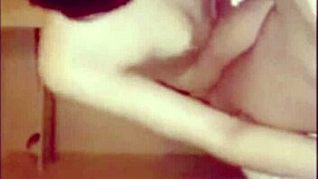 indian desi girl chats nude on video call with boyfriend during telegram session